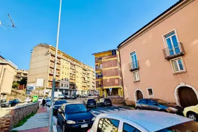 Negozio in vendita, Via dei Due Principati, Avellino