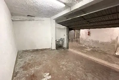 Box in vendita, Via della Fenice, Ladispoli