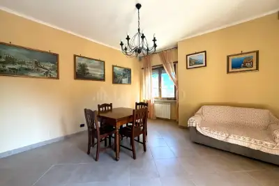 Casa in vendita, Via della Corazzata, Roma