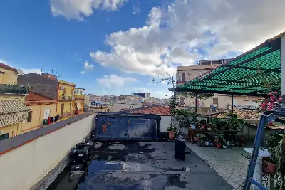 Casa in vendita, via Tommaso Calojra, Palermo