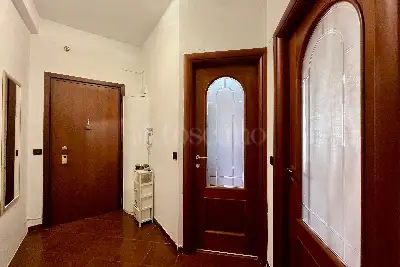 Casa in vendita, Piazza Enrico Chiaradia, Milano