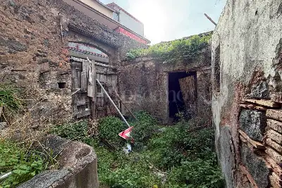 Casa Indipendente in vendita, Gravina - Piazza della Libertà, Gravina di Catania