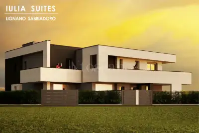 Villa Bifamiliare in vendita, Via Novara , Lignano Sabbiadoro, Lignano Sabbiadoro