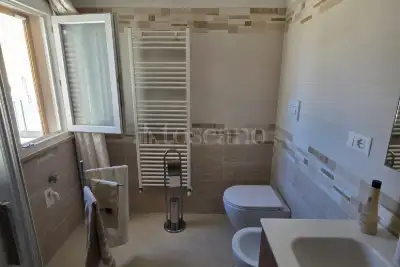 Casa Indipendente in vendita, Via Fiume Tavo, Cappelle sul Tavo