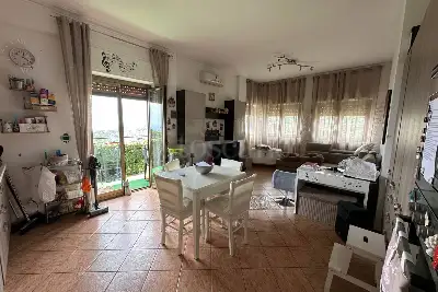 Casa in vendita, Via Nizzeti, Valverde