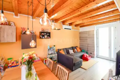 Casa in vendita, Via Montesordo, Cermenate