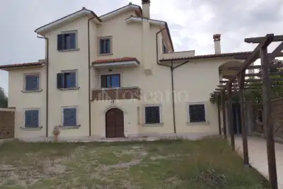 Villa in vendita, strada Loiano, Gallese