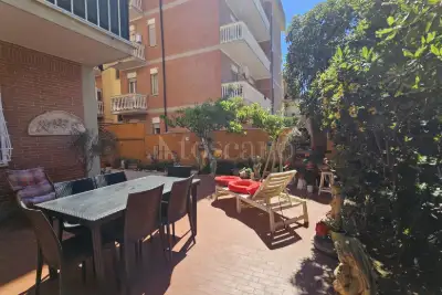 Casa in vendita, Via Germania, Pomezia
