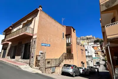 Casa Indipendente in vendita, Via Colombo, Castelsardo