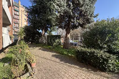 Casa in vendita, Via Bari, Milano