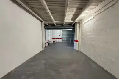 Box in affitto, Viale dei Colli Portuensi, Roma