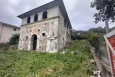 Casa Indipendente in vendita, Via L. Cadorna , Minturno