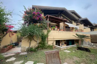 Villa Plurifamiliare in vendita, Via Bartolomeo Nogara, Roma