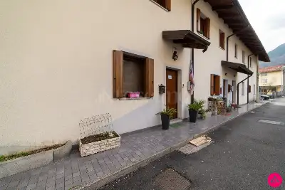 Villino a Schiera in vendita, Vicolo Frisanco, Maniago