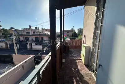 Casa in vendita, Via Brembilla, Roma