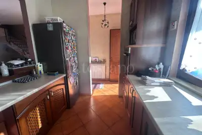 Villino a Schiera in vendita, Via Sesto San Giovanni, Roma