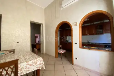 Casa in vendita, Via F. Crispi, Santa Teresa di Riva