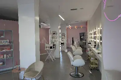 Negozio in vendita, Viale Gianluigi Bonelli , Roma