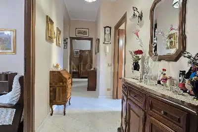 Casa in vendita, Via di Santa Petronilla, Roma