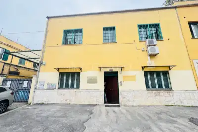 Laboratorio in vendita, Via Giano della Bella, Roma