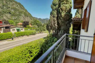 Villa in vendita, Via Marconi, Lavena Ponte Tresa