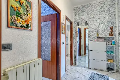 Casa in vendita, Piazza Borasio, Marchirolo