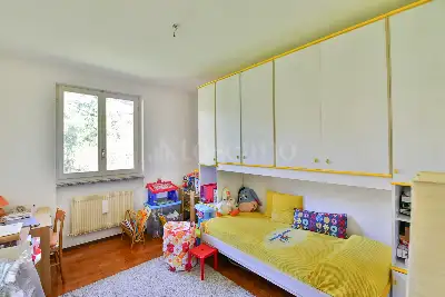 Casa in vendita, Via M. Buonarroti, Erba