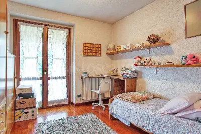 Villa in vendita, Via Ferruccio Pellini, Marchirolo