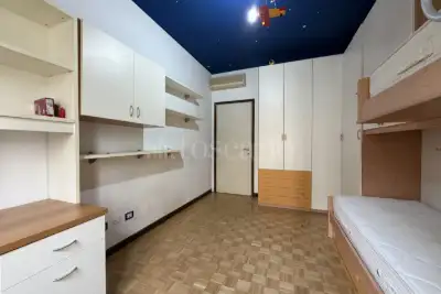 Casa in affitto, Via Giambellino, Milano
