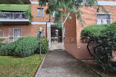 Casa in vendita, Via Renato Serra, Brescia