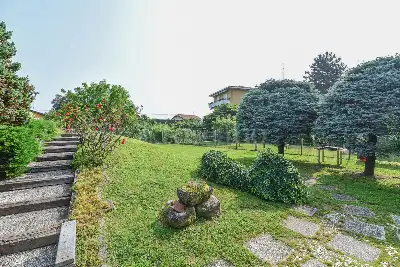 Villa in vendita, Via Edmondo De Amicis, Fino Mornasco