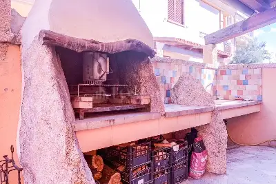 Villino a Schiera in vendita, Via Parigi, Olbia