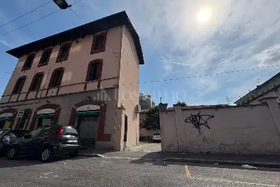 Palazzo in vendita, Via Mario Pieri, Milano