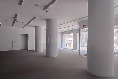 Negozio in vendita, Via Fontana, Milano