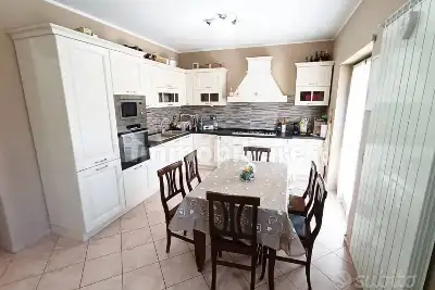 Casa in vendita, Via Liberati, Avezzano