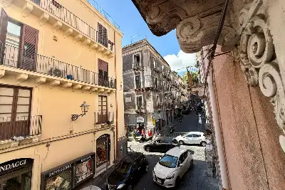 Casa in vendita, Via Alessandro Manzoni, Catania