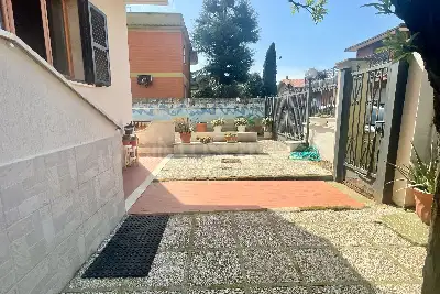 Villa Plurifamiliare in vendita, Via del Fosso dell'Acqua Mariana, Roma