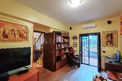 Villino a Schiera in vendita, Via Giulio Venzi, Roma