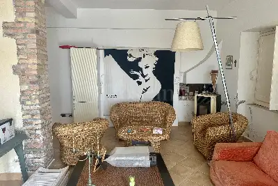 Casa Indipendente in vendita, Via Appia Lato Napoli, Formia