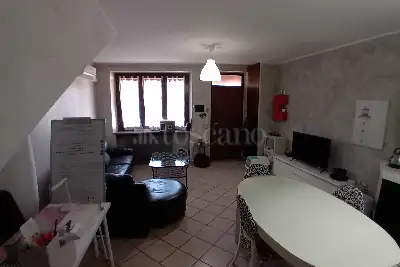 Casa in vendita, Via Montello, Pregnana Milanese