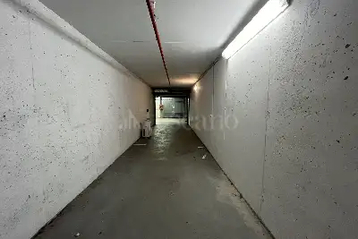 Box in affitto, Via Savona, Milano