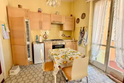 Casa in vendita, Viale Italia, Brescia