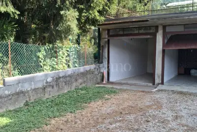 Box in vendita, Via Zoni, Lavena Ponte Tresa