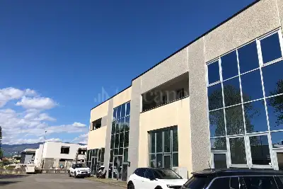 Capannone in vendita, Via Montalbano - Pistoia , Pistoia