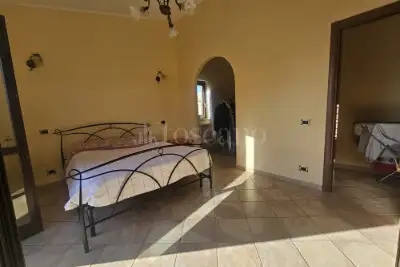 Villino a Schiera in vendita, Via Jenne, Anzio