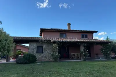 Villa in vendita, Via Canniccia, Rieti