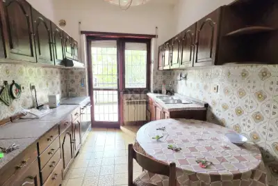 Casa in vendita, Via dei Salimbeni, Roma