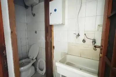 Negozio in affitto, Via Giosuè Carducci, Avellino