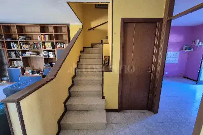 Villino a Schiera in vendita, Via Andrea del Verrocchio, Brescia