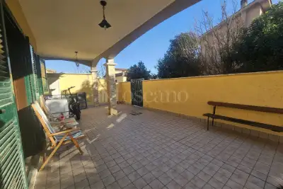 Villino a Schiera in vendita, Via Jenne, Anzio